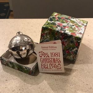 Vintage Wallace Silversmiths 1981 Christmas Bell Ornament
